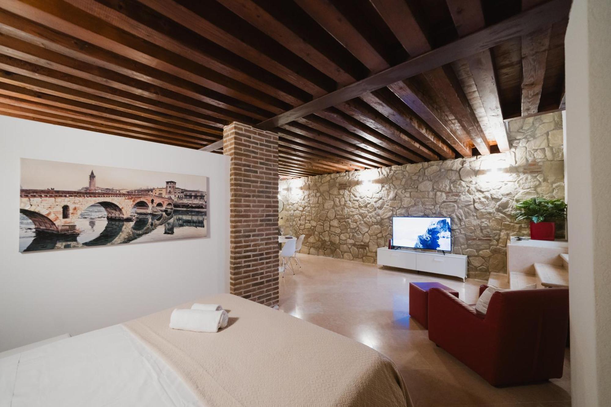 Retreat Centro Antico Elegante In Palazzo Storico Apartment *