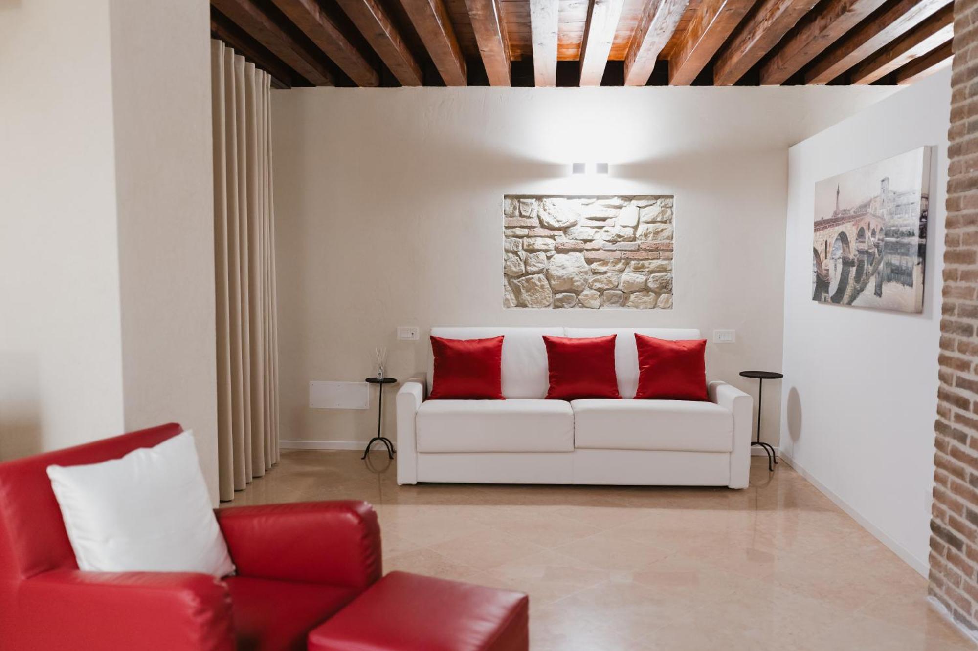 Apartamento Retreat Centro Antico Elegante In Palazzo Storico Verona